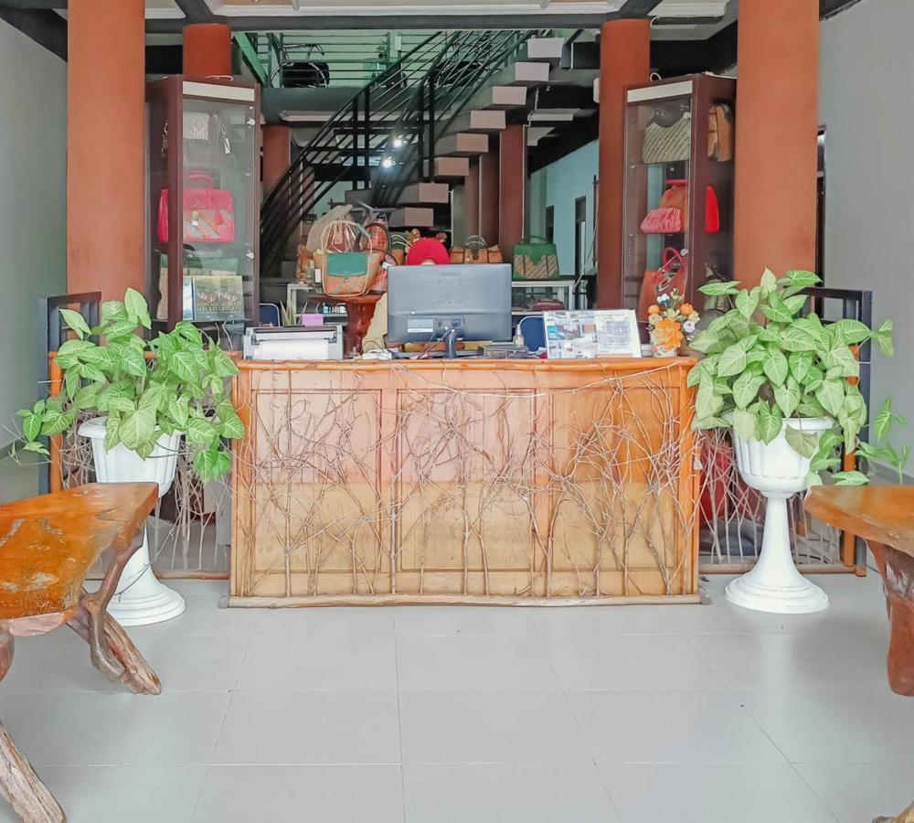 Urbanview Hotel Bagoes Sintang By Reddoorz المظهر الخارجي الصورة